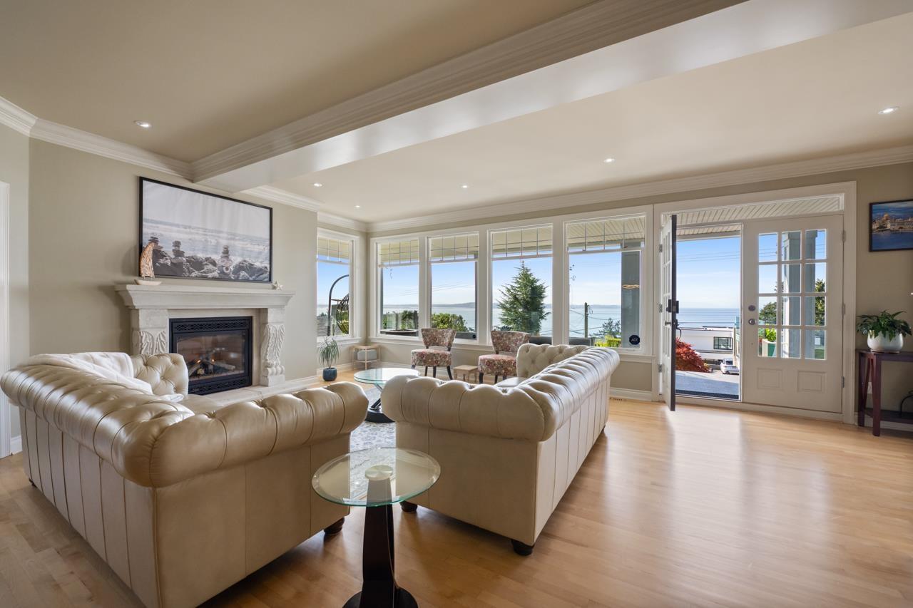 14213 Marine Drive, White Rock, British Columbia  V4B 1A9 - Photo 15 - R3062383