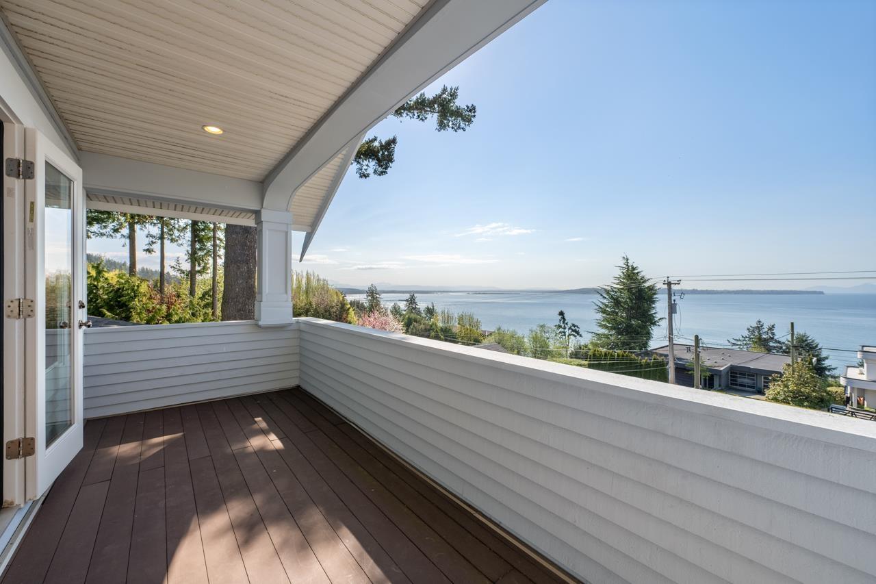 14213 Marine Drive, White Rock, British Columbia  V4B 1A9 - Photo 4 - R3062383