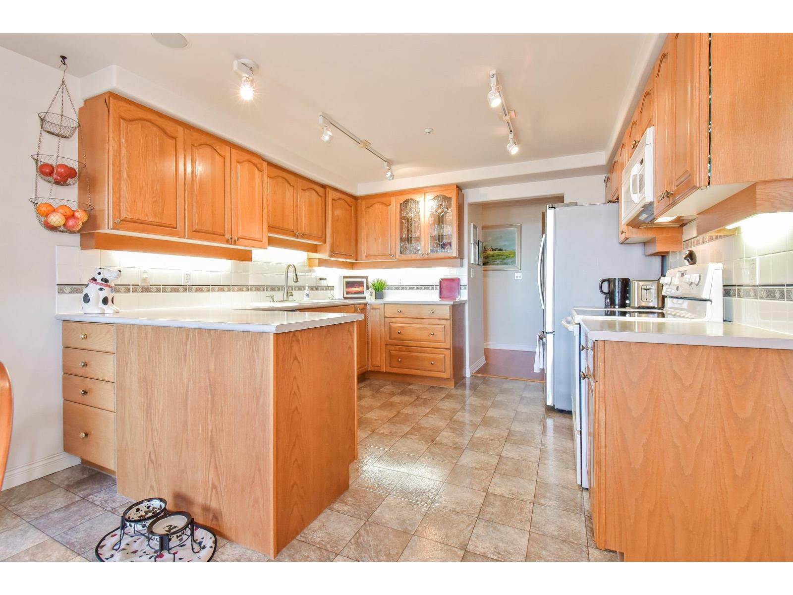 305 1725 128 Street, Surrey, British Columbia  V4A 3V2 - Photo 18 - R3062307