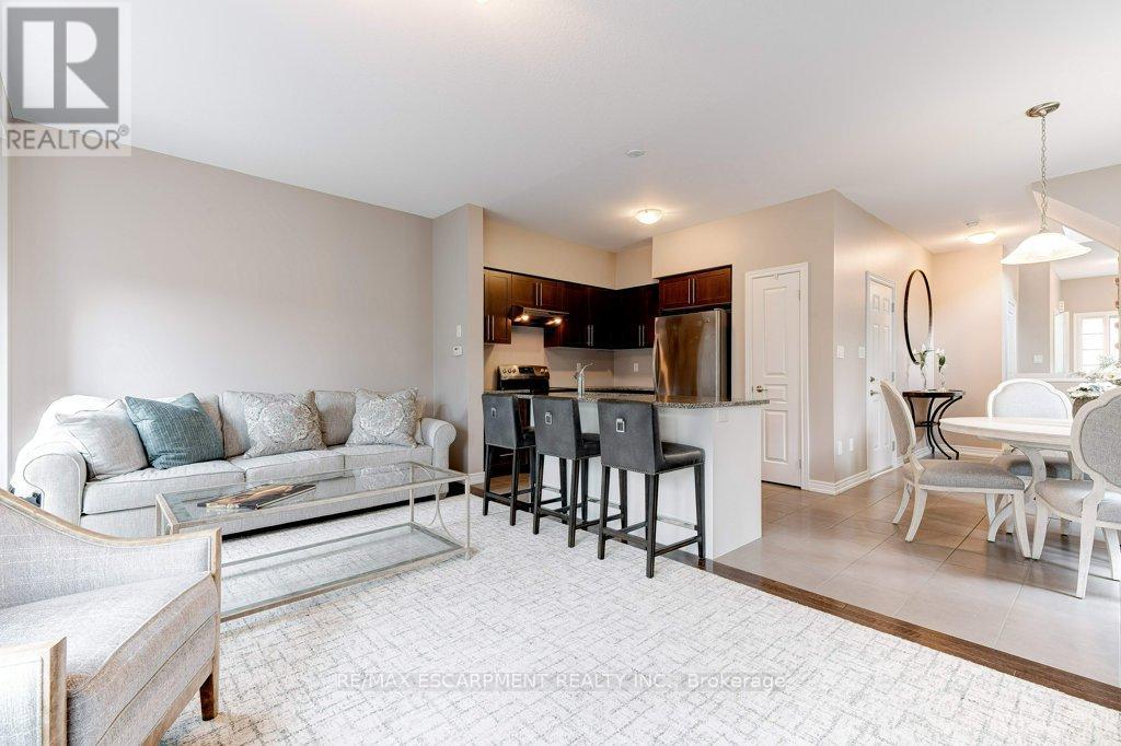 19 - 2086 Ghent Avenue, Burlington, Ontario  L7R 1Y3 - Photo 7 - W12485980