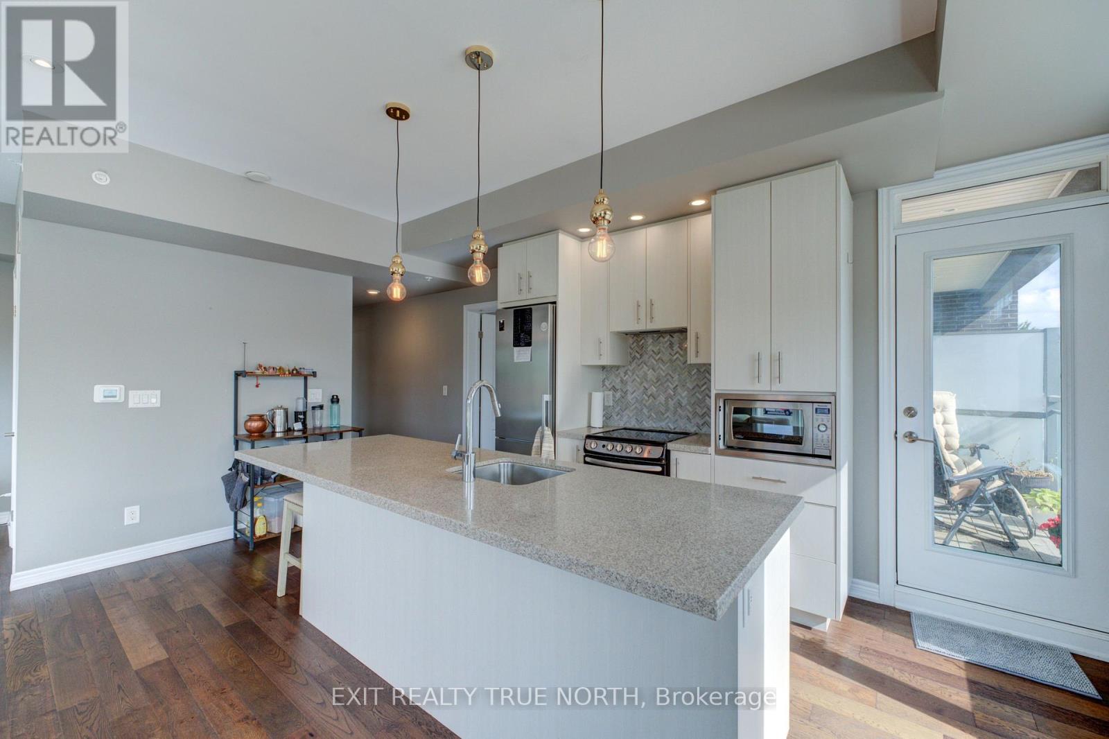 205 - 457 Plains Road E, Burlington, Ontario  L7T 0B8 - Photo 13 - W12485988