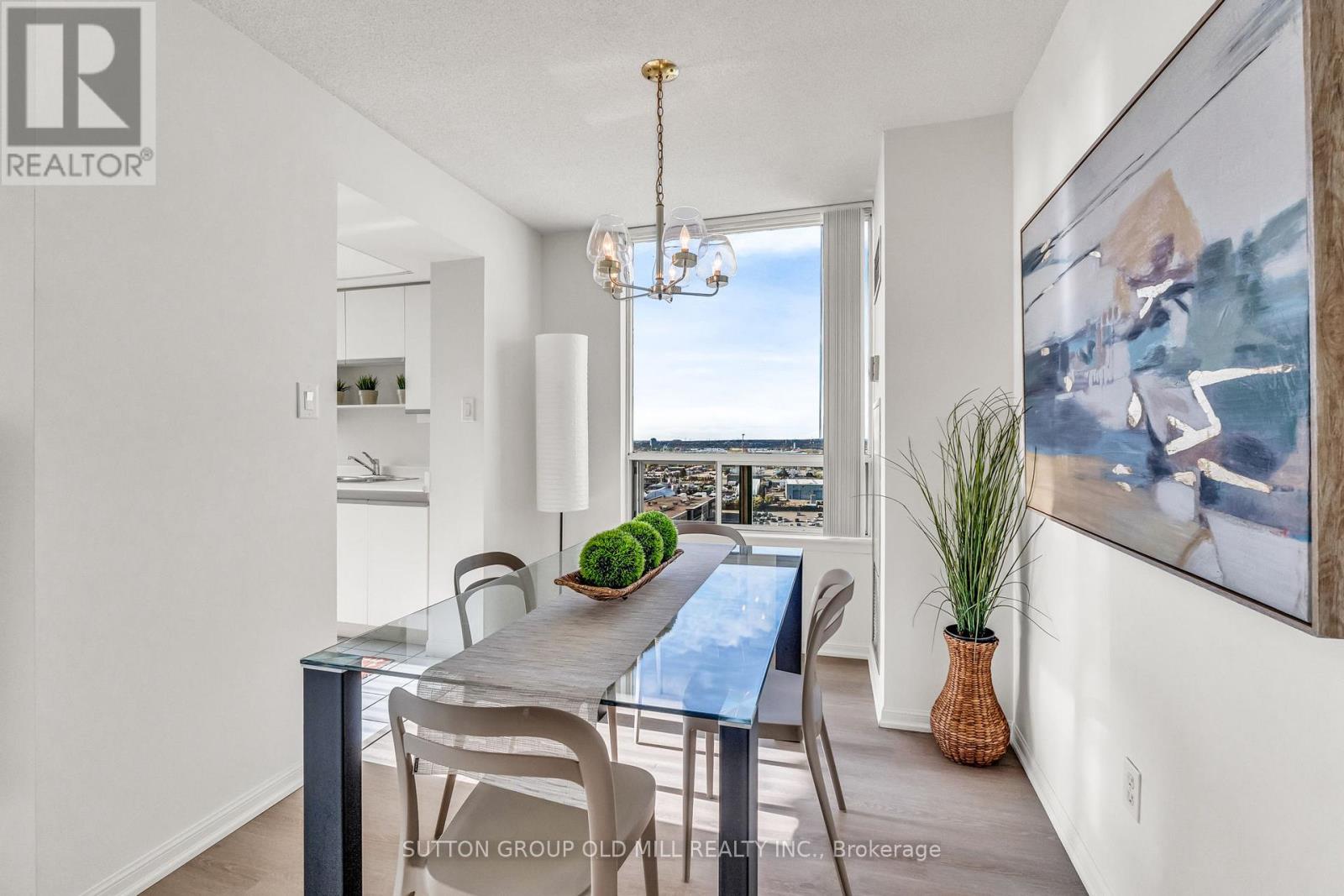 1505 - 550 Webb Drive, Mississauga, Ontario  L5B 3Y4 - Photo 11 - W12485994