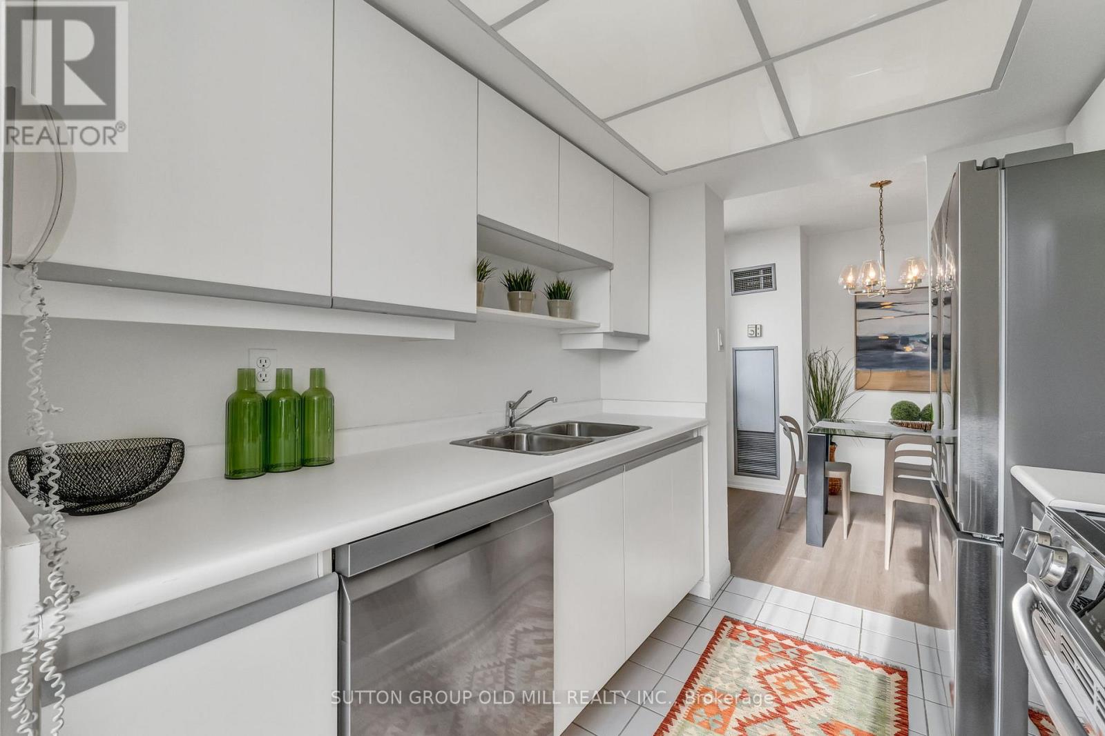 1505 - 550 Webb Drive, Mississauga, Ontario  L5B 3Y4 - Photo 19 - W12485994