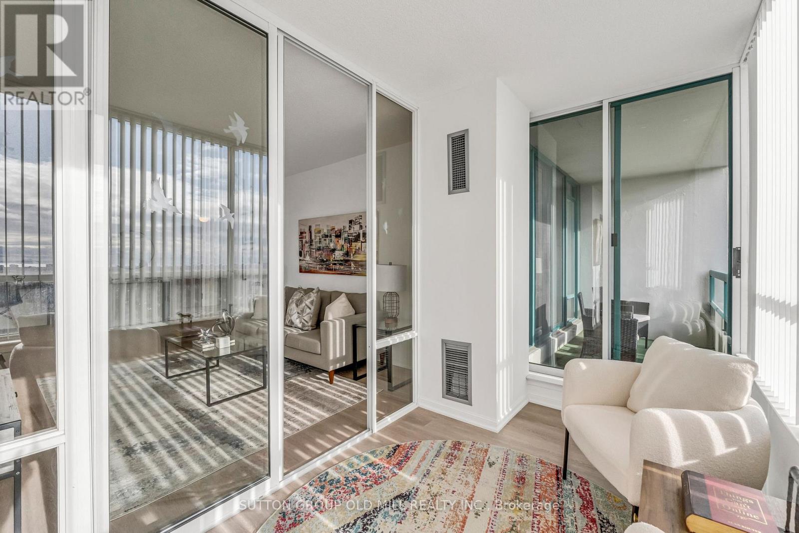 1505 - 550 Webb Drive, Mississauga, Ontario  L5B 3Y4 - Photo 21 - W12485994