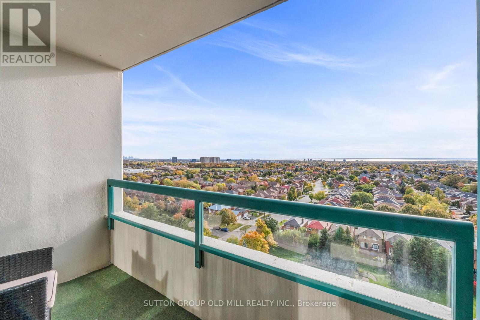 1505 - 550 Webb Drive, Mississauga, Ontario  L5B 3Y4 - Photo 34 - W12485994