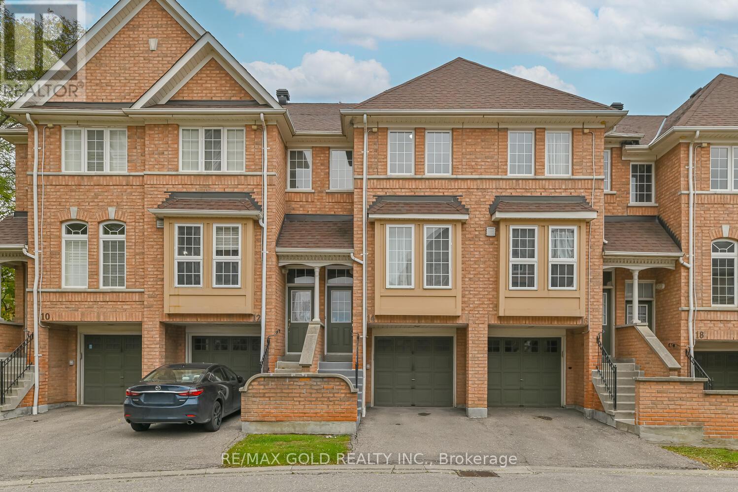 14 - 50 STRATHAVEN DRIVE, Mississauga, Ontario