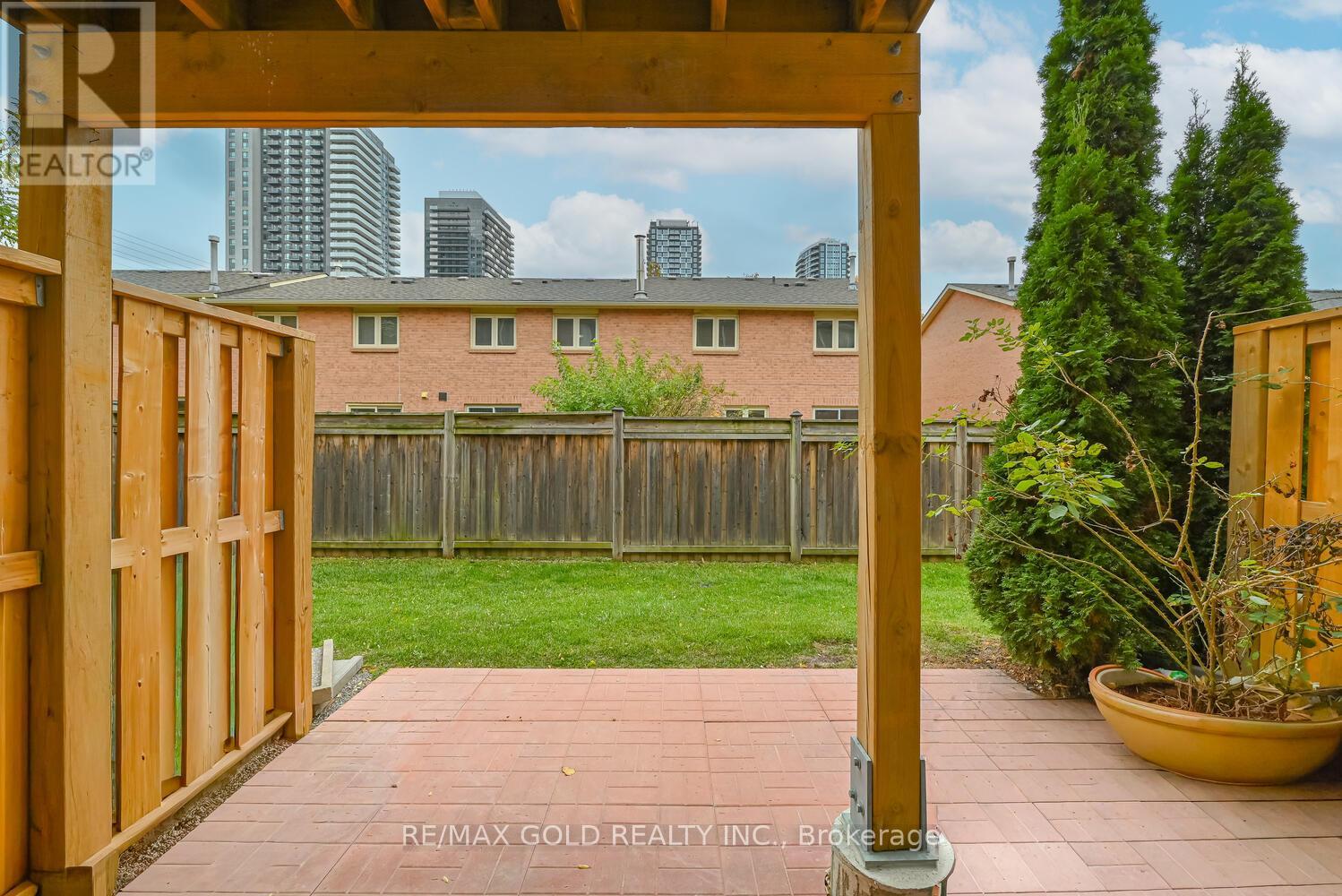 14 - 50 Strathaven Drive, Mississauga, Ontario  L5R 4E7 - Photo 27 - W12486001