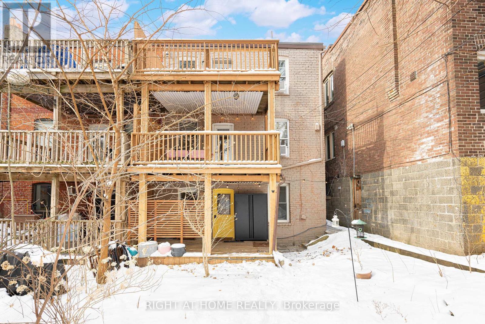 729 Indian Road, Toronto, Ontario  M6P 2E2 - Photo 2 - W12486002