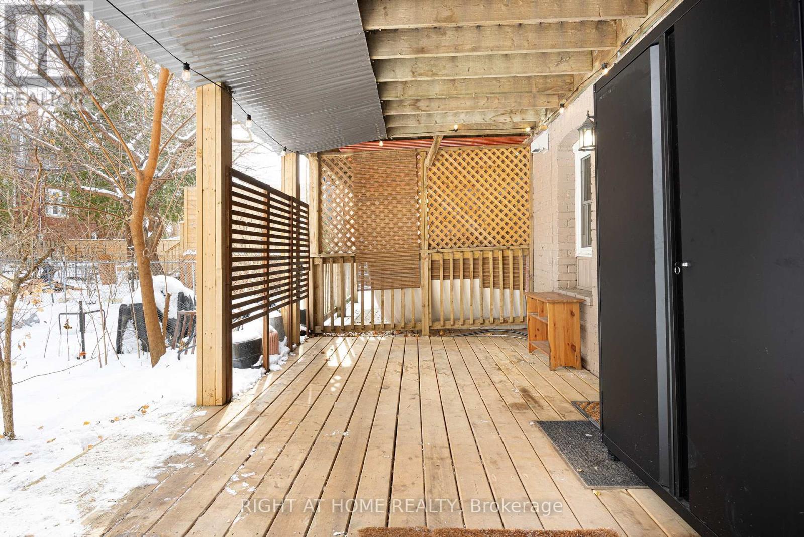 729 Indian Road, Toronto, Ontario  M6P 2E2 - Photo 4 - W12486002