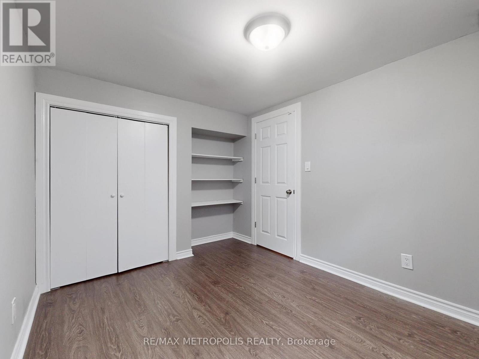 2098 Maplewood Drive, Burlington, Ontario  L7R 2C5 - Photo 38 - W12486018