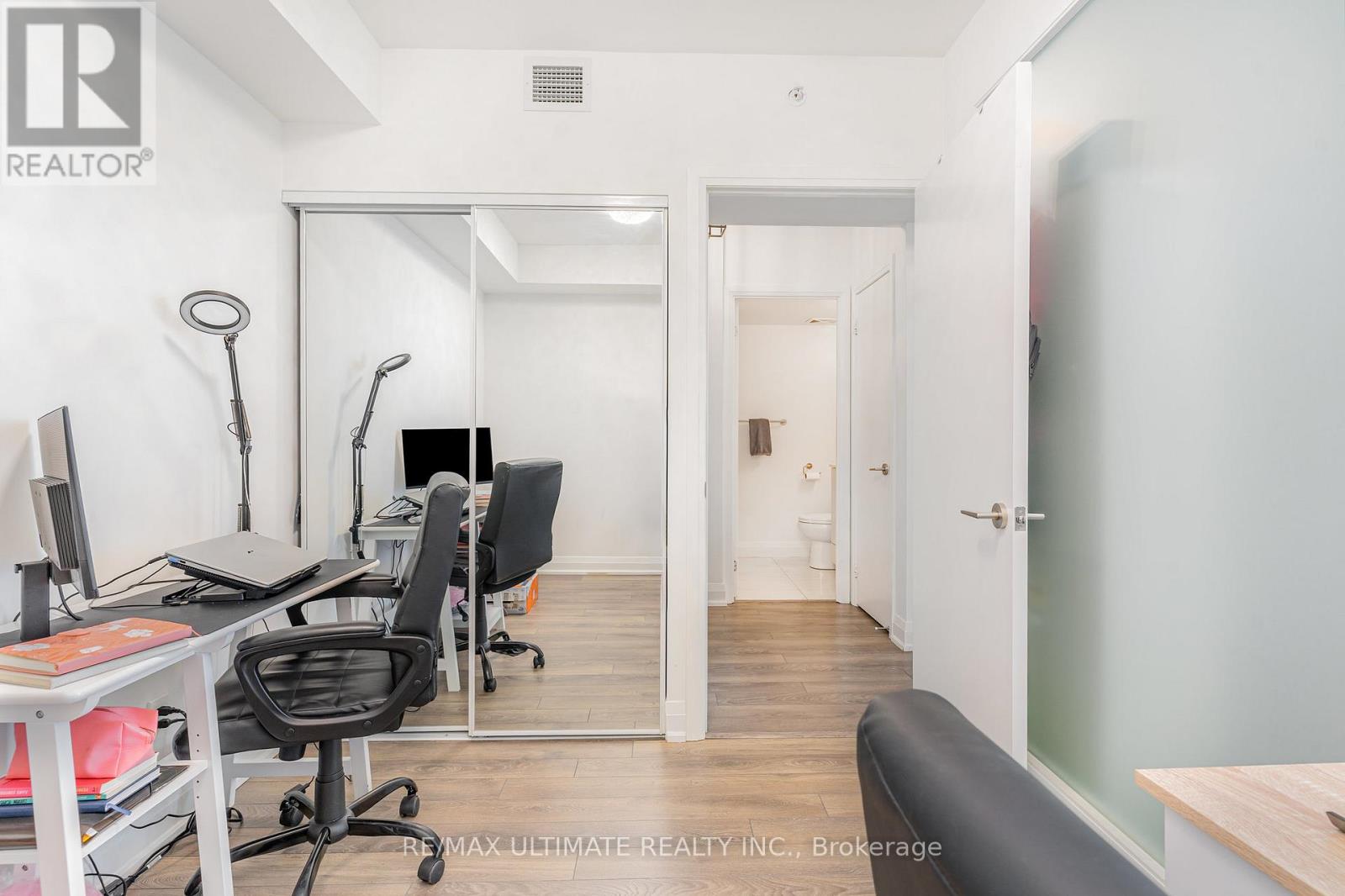 1208 - 1461 Lawrence Avenue W, Toronto, Ontario  M6L 0A6 - Photo 8 - W12486023