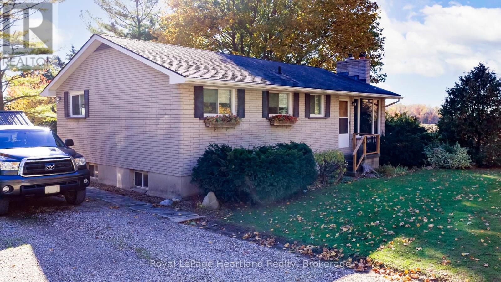 37881 Crystal Springs Road, Bluewater, Ontario  N0M 2R0 - Photo 47 - X12485681