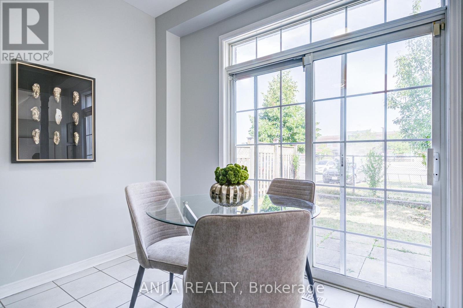 66 Alfred Paterson Drive, Markham, Ontario  L6E 1J5 - Photo 17 - N12486048