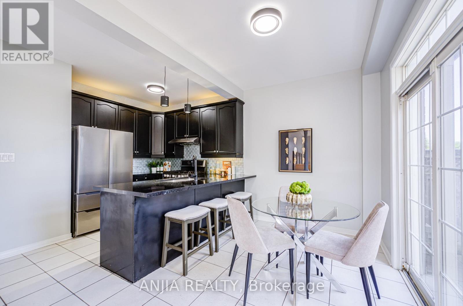 66 Alfred Paterson Drive, Markham, Ontario  L6E 1J5 - Photo 19 - N12486048