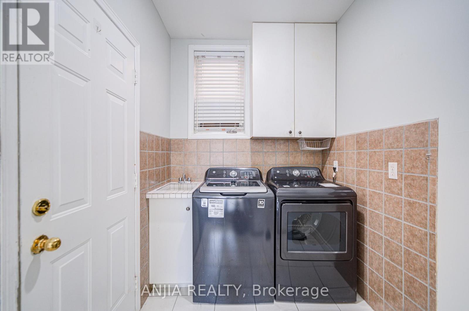 66 Alfred Paterson Drive, Markham, Ontario  L6E 1J5 - Photo 23 - N12486048