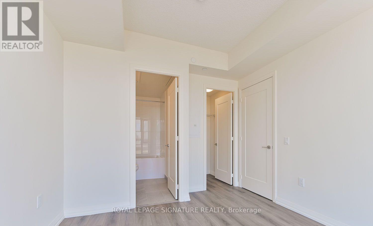 207 - 27 Korda Gate, Vaughan, Ontario  L4K 2M9 - Photo 5 - N12486061