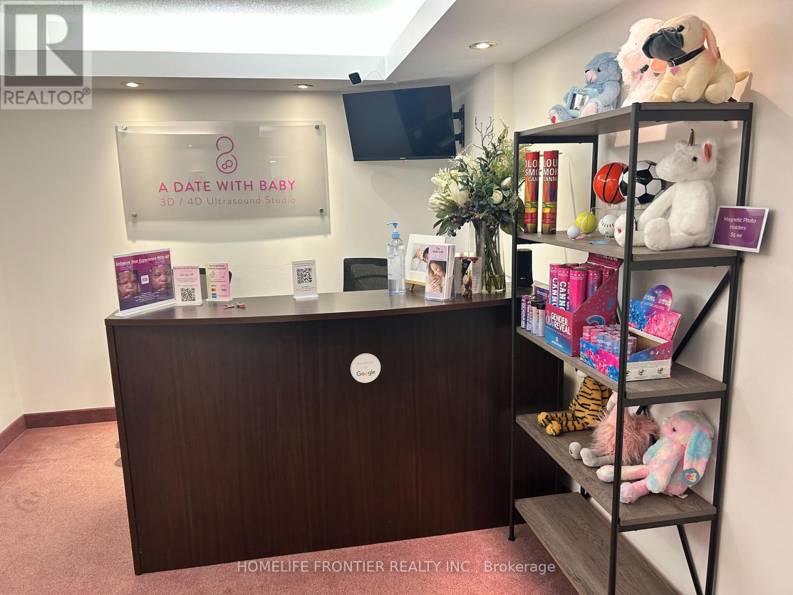 Ll5 - 390 Davis Drive, Newmarket, Ontario  L3Y 8J8 - Photo 5 - N12486069