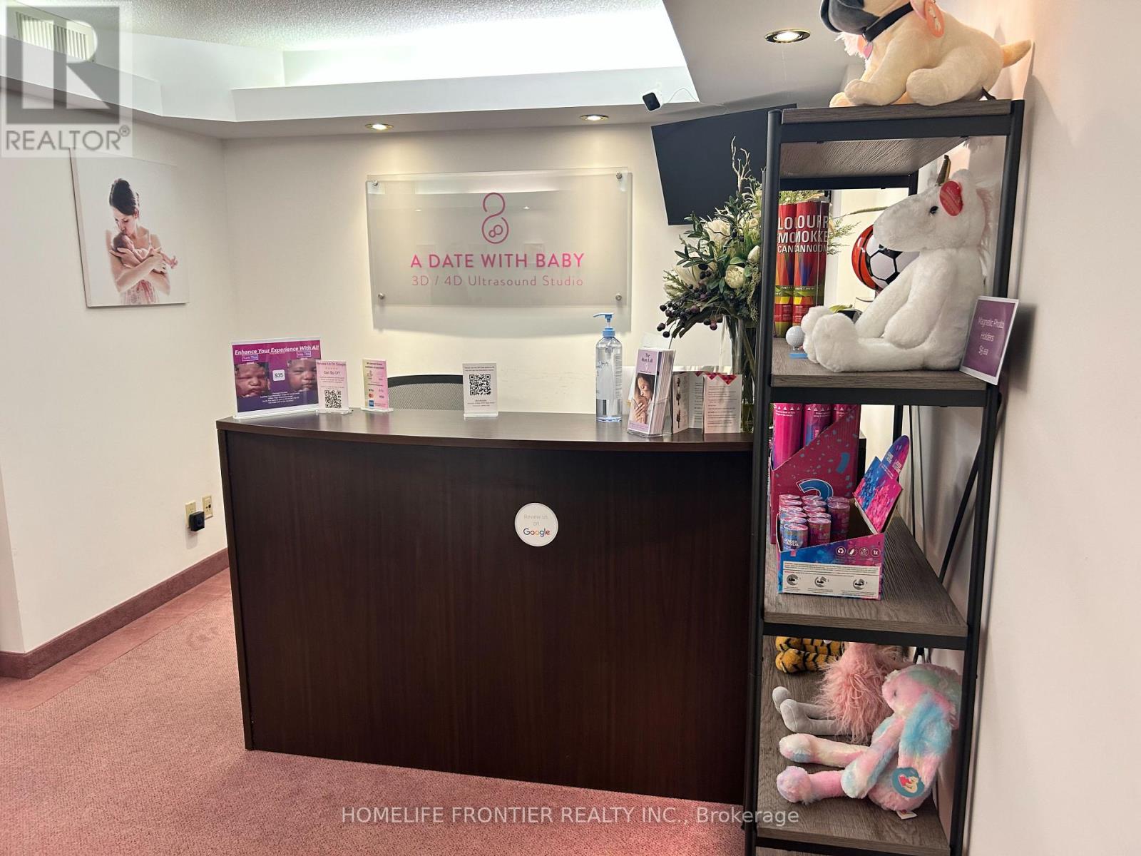 Ll5 - 390 Davis Drive, Newmarket, Ontario  L3Y 8J8 - Photo 6 - N12486069