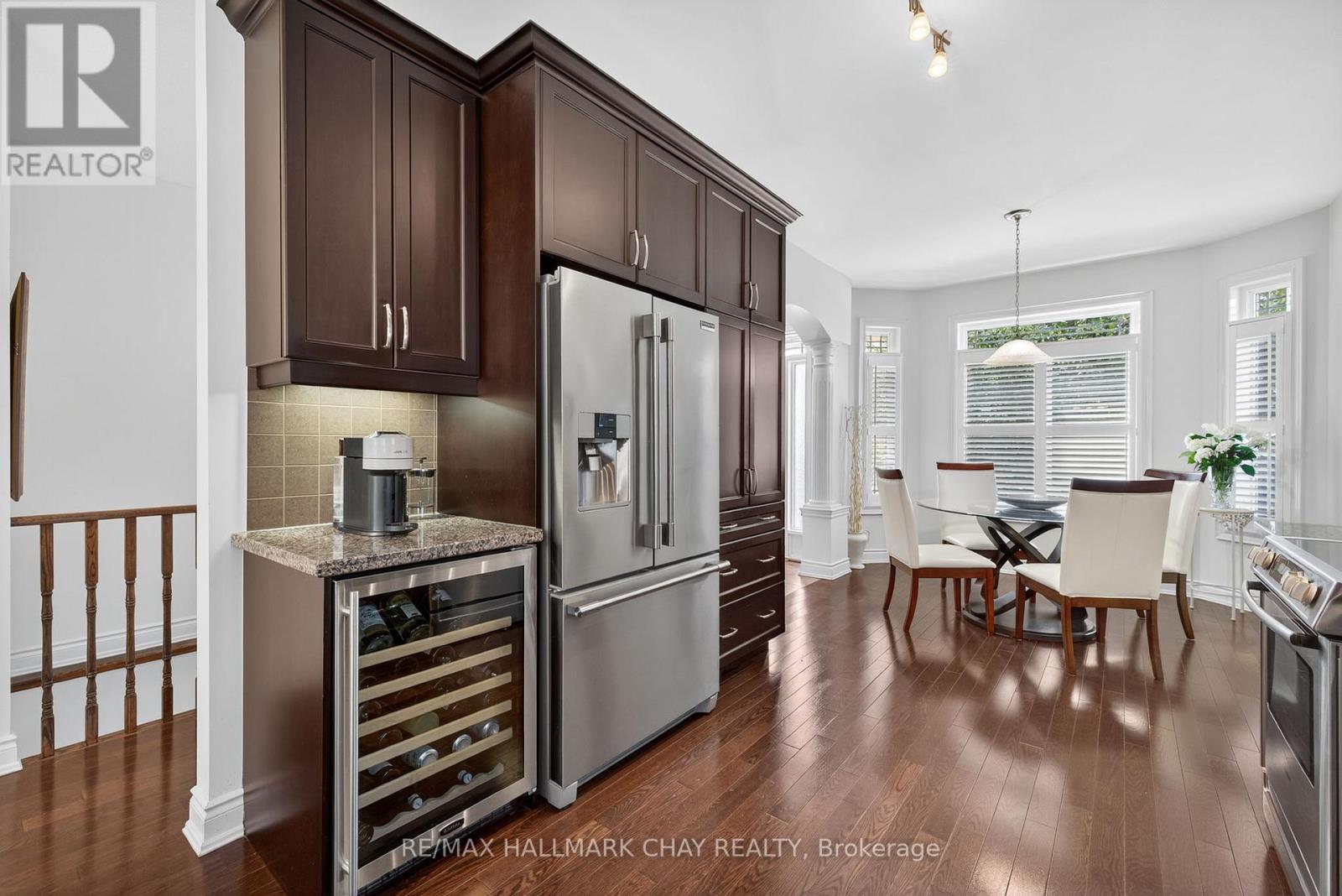 199 Ridge Way, New Tecumseth, Ontario  L9R 0K5 - Photo 10 - N12486096