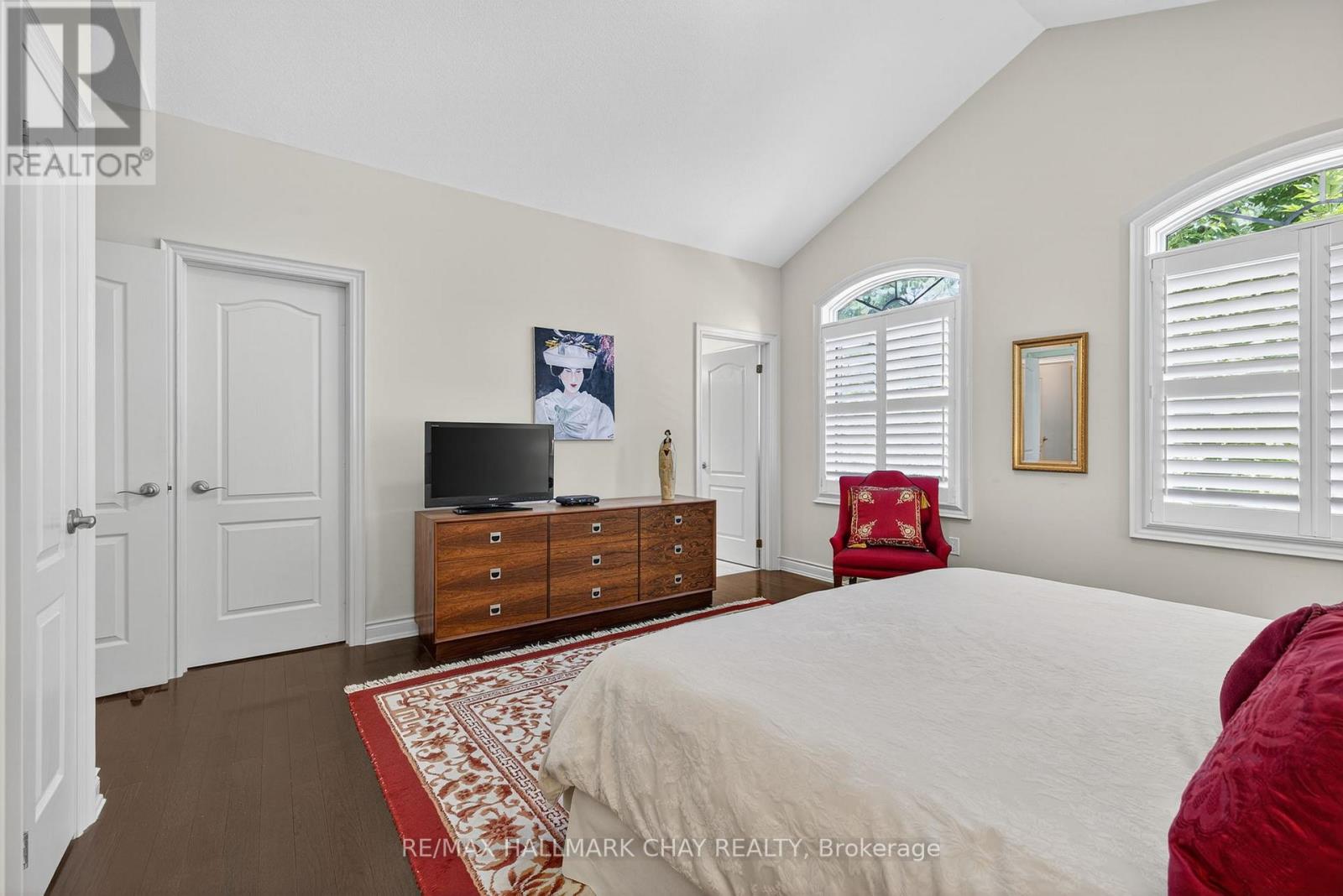 199 Ridge Way, New Tecumseth, Ontario  L9R 0K5 - Photo 17 - N12486096