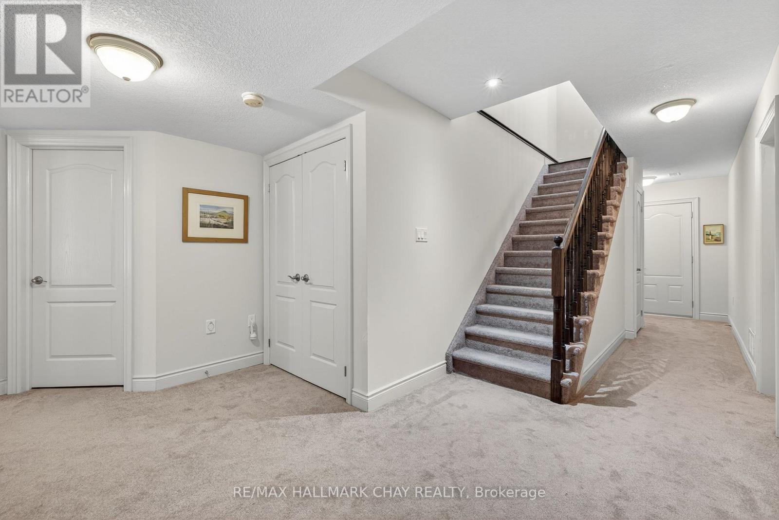 199 Ridge Way, New Tecumseth, Ontario  L9R 0K5 - Photo 22 - N12486096