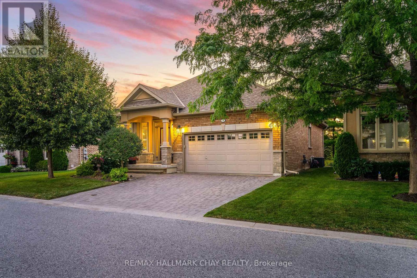 199 Ridge Way, New Tecumseth, Ontario  L9R 0K5 - Photo 3 - N12486096