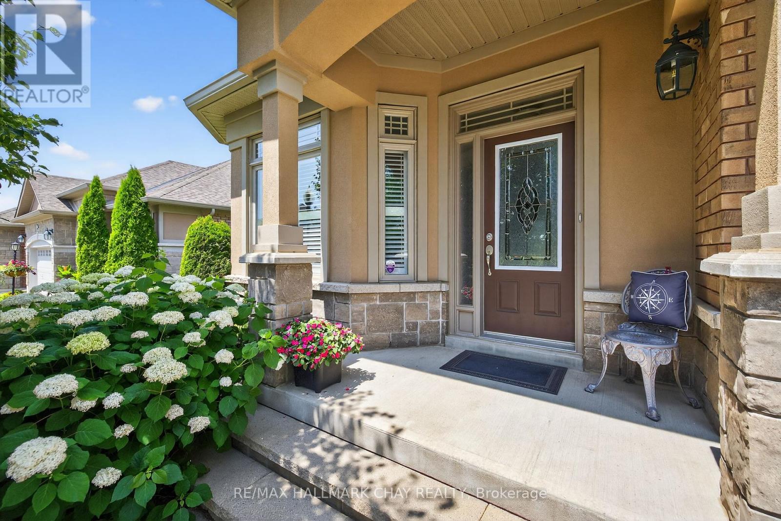 199 Ridge Way, New Tecumseth, Ontario  L9R 0K5 - Photo 5 - N12486096