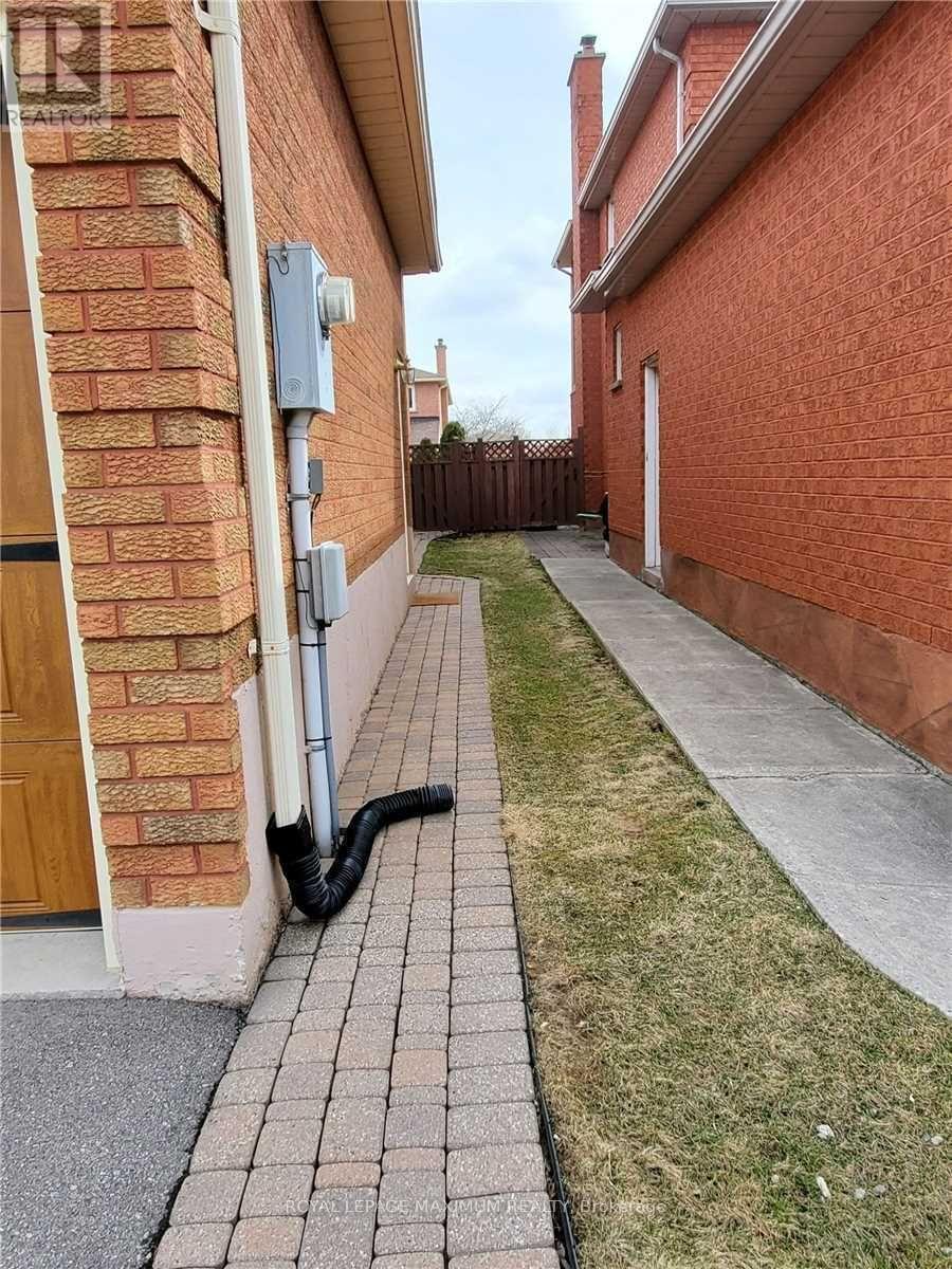 Bsmt - 7 Morning Star Drive, Vaughan, Ontario  L4L 6K3 - Photo 2 - N12486097