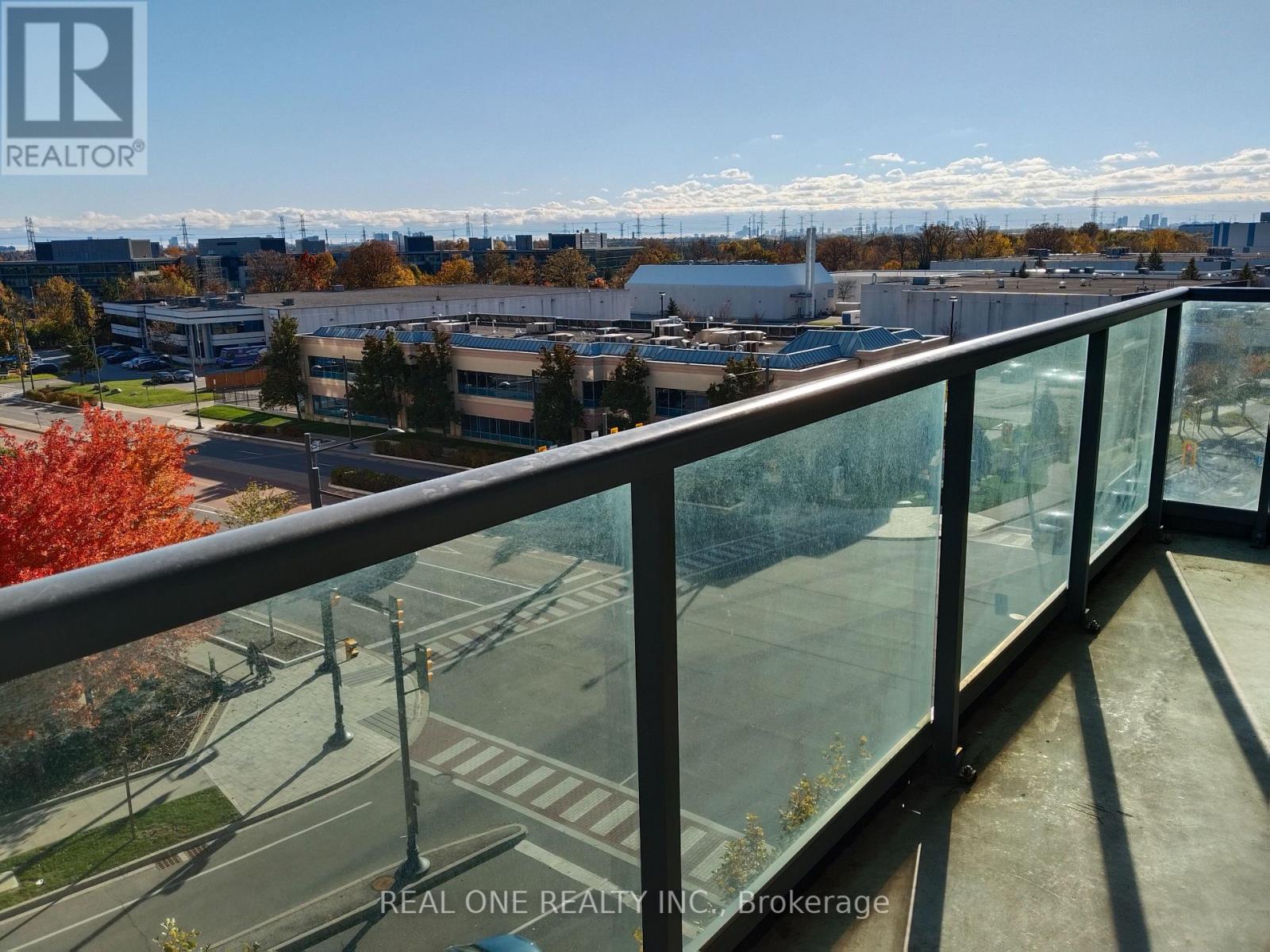 703 - 75 South Town Centre Boulevard, Markham, Ontario  L6G 0B3 - Photo 14 - N12486101