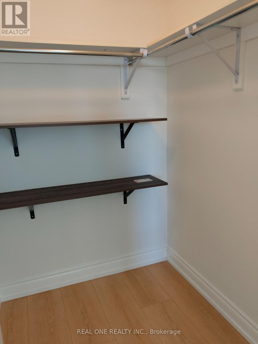 703 - 75 South Town Centre Boulevard, Markham, Ontario  L6G 0B3 - Photo 9 - N12486101