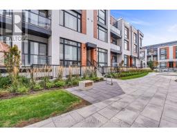 907 - 2 STECKLEY HOUSE LANE, Richmond Hill, Ontario