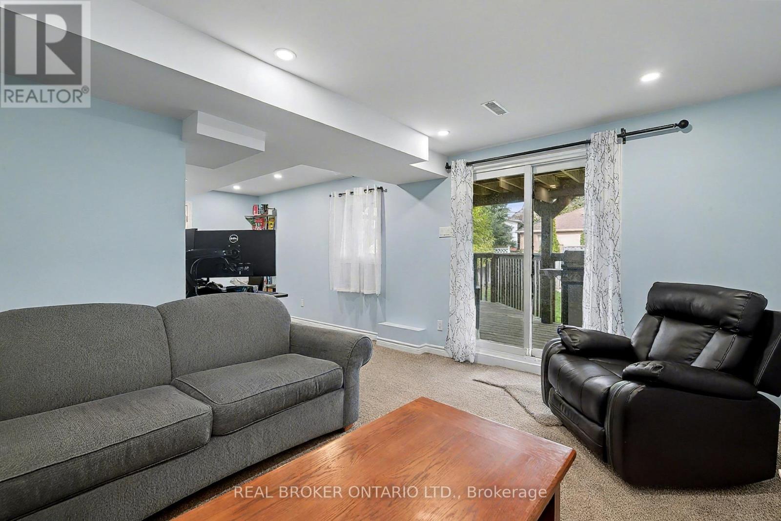 147 General Drive, Kitchener, Ontario  N2K 3S7 - Photo 28 - X12485989