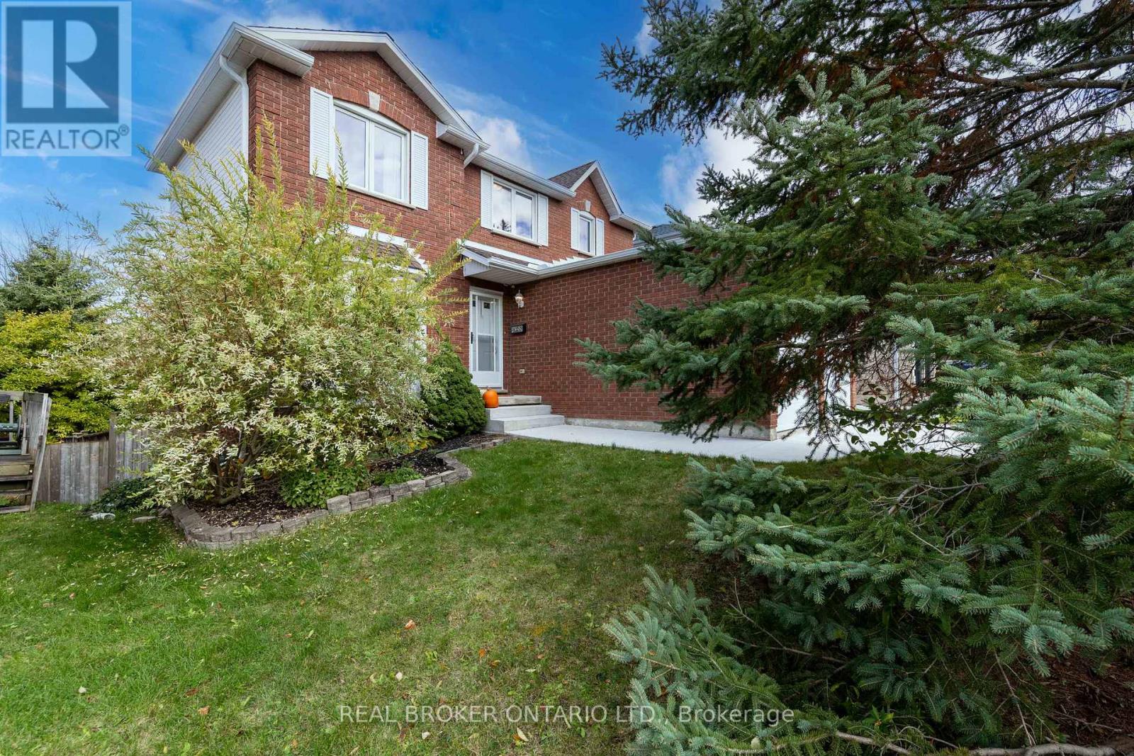 147 General Drive, Kitchener, Ontario  N2K 3S7 - Photo 3 - X12485989