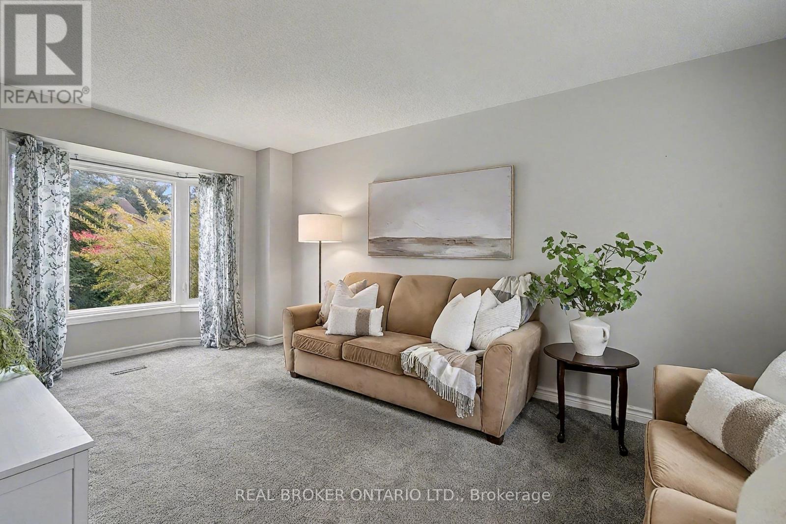 147 General Drive, Kitchener, Ontario  N2K 3S7 - Photo 8 - X12485989