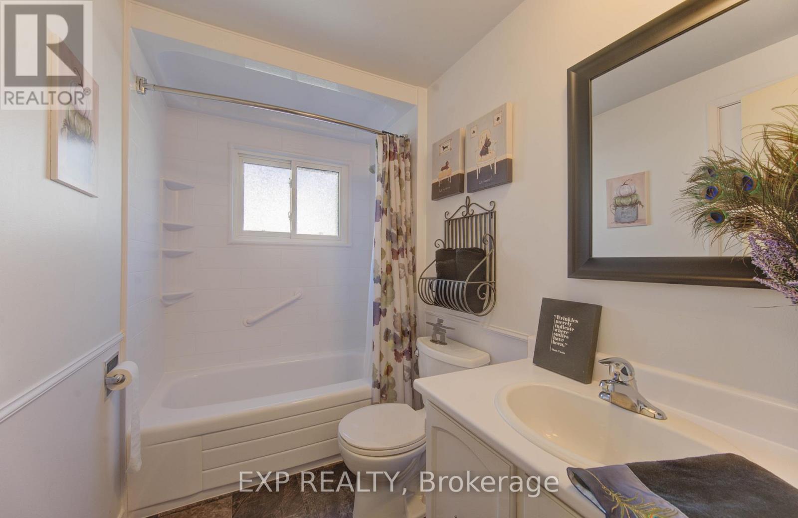 92 Halifax Drive, Kitchener, Ontario  N2B 3K7 - Photo 28 - X12486022