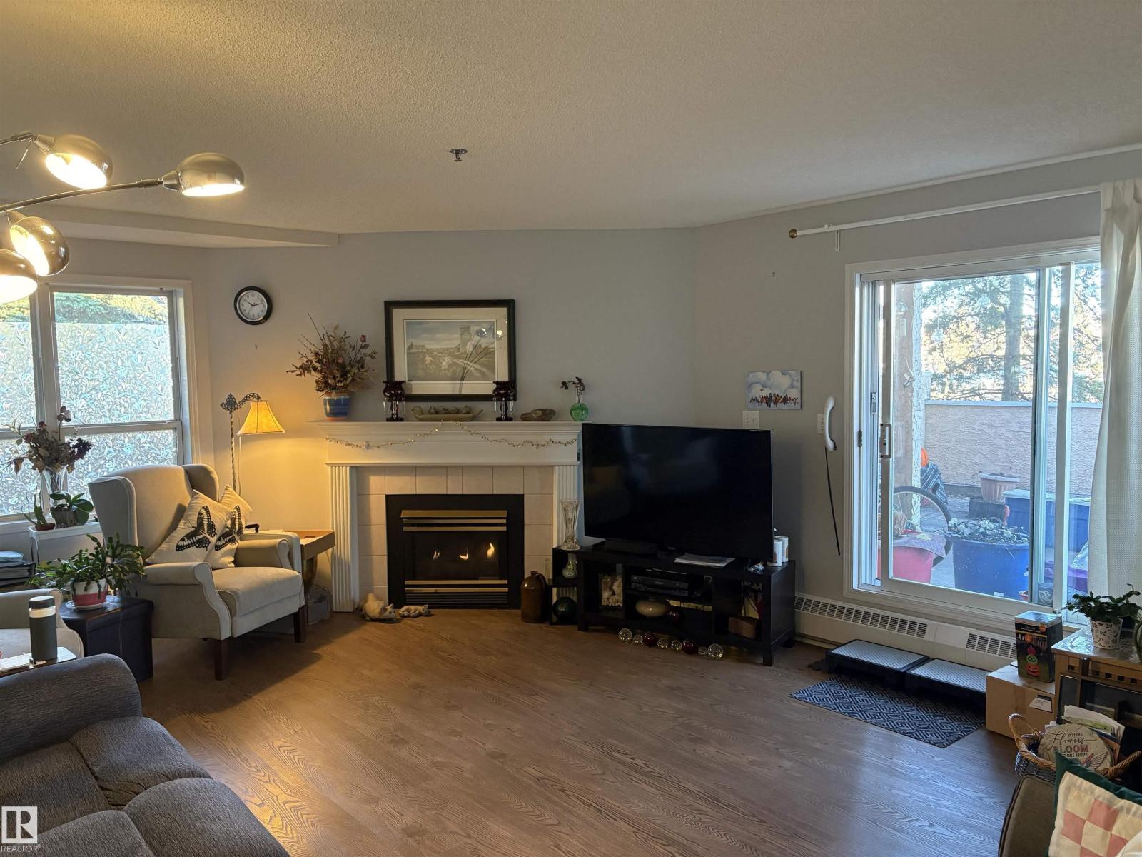 #102 17519 98A AV NW, Edmonton, Alberta