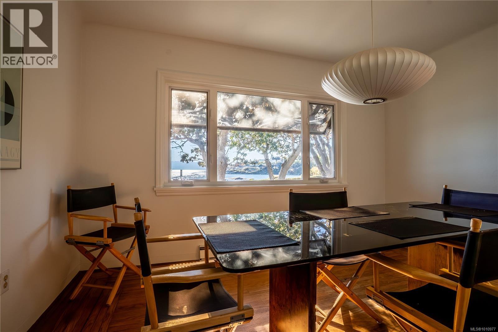 320 Beach Dr, Oak Bay, British Columbia  V8S 2M2 - Photo 19 - 1010977