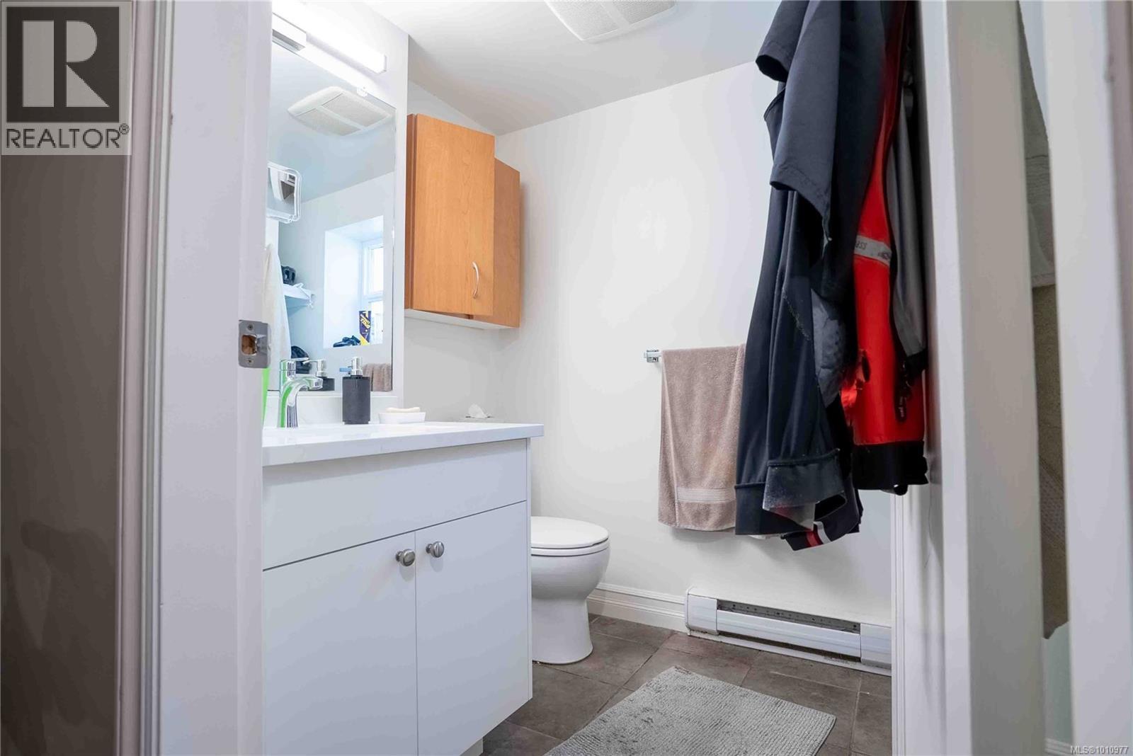 320 Beach Dr, Oak Bay, British Columbia  V8S 2M2 - Photo 30 - 1010977