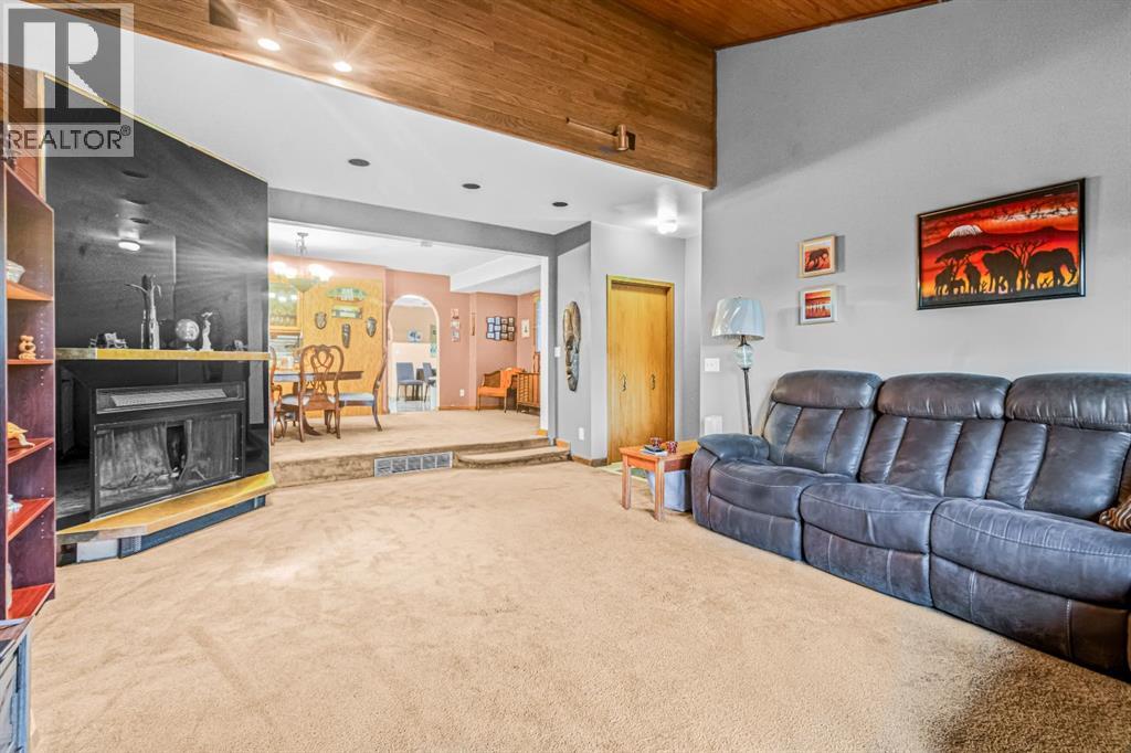 8430 Silver Springs Road Nw, Calgary, Alberta  T3B 4J6 - Photo 7 - A2260990