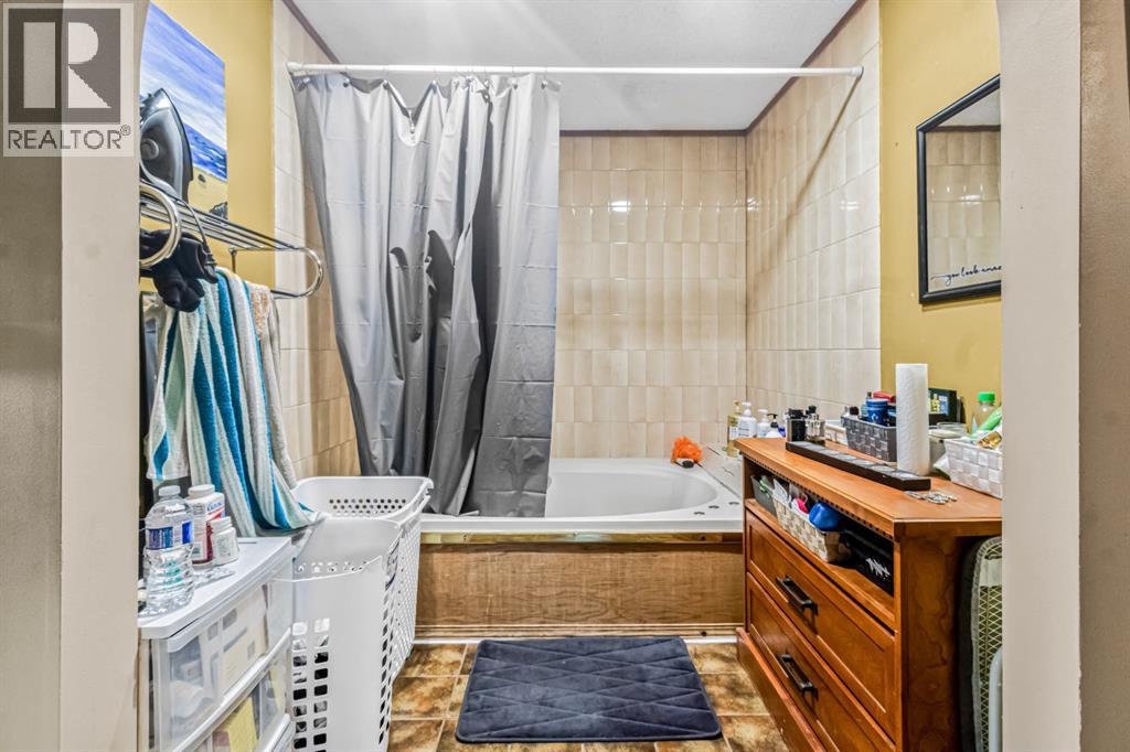 8430 Silver Springs Road Nw, Calgary, Alberta  T3B 4J6 - Photo 27 - A2260990