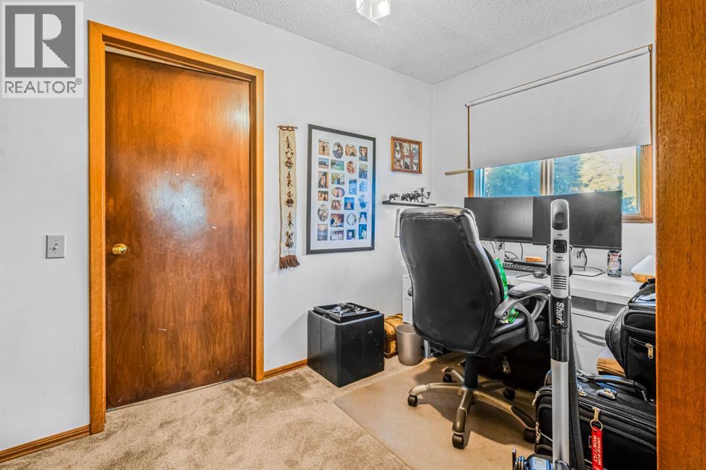 8430 Silver Springs Road Nw, Calgary, Alberta  T3B 4J6 - Photo 29 - A2260990