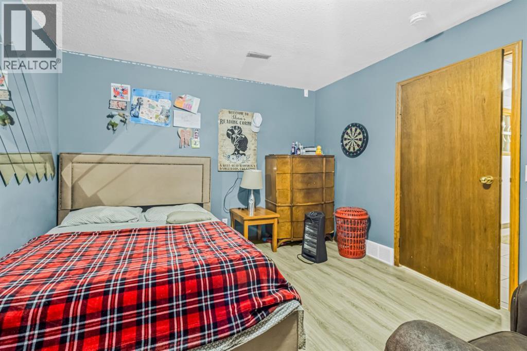 8430 Silver Springs Road Nw, Calgary, Alberta  T3B 4J6 - Photo 21 - A2260990