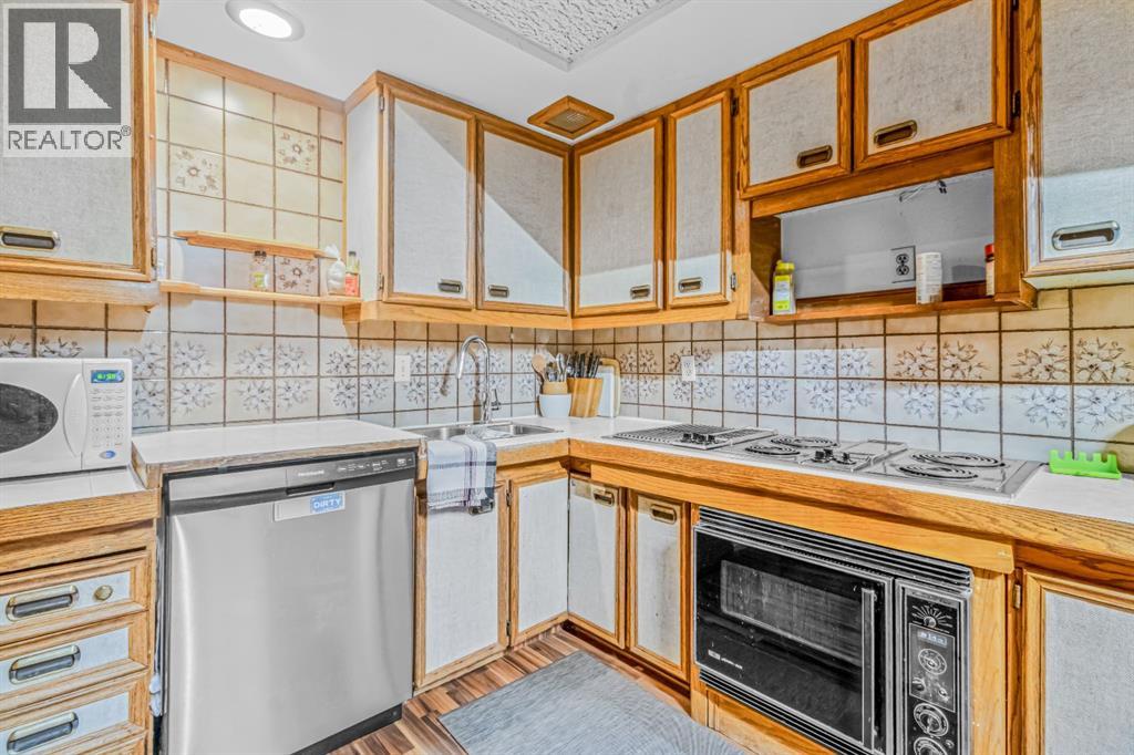 8430 Silver Springs Road Nw, Calgary, Alberta  T3B 4J6 - Photo 20 - A2260990