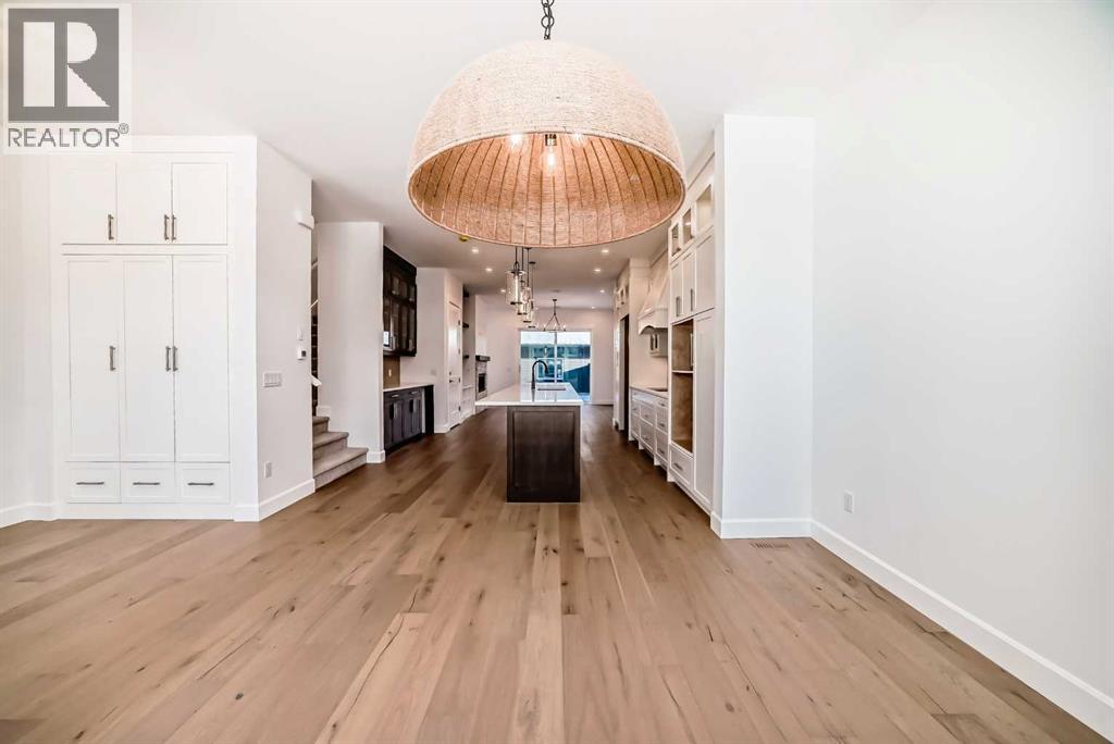 5006 21a Street Sw, Calgary, Alberta  T2T 5C3 - Photo 5 - A2264332