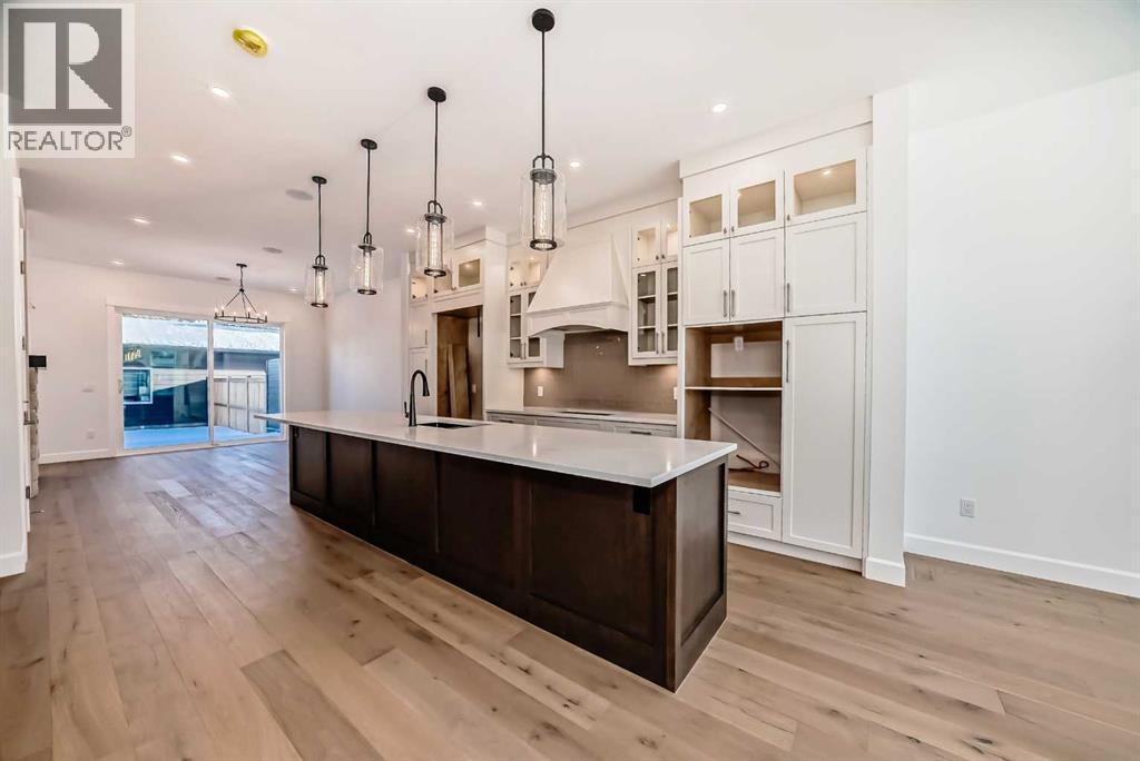 5006 21a Street Sw, Calgary, Alberta  T2T 5C3 - Photo 6 - A2264332