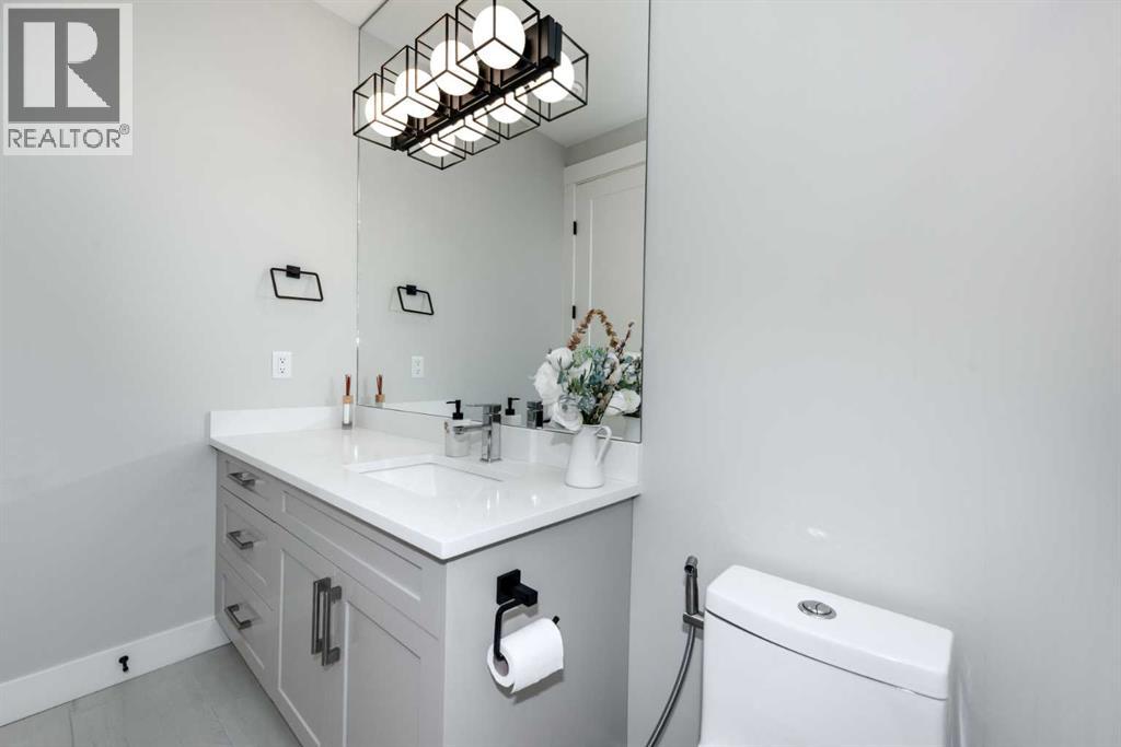 4210 41 Avenue Sw, Calgary, Alberta  T3E 1G3 - Photo 38 - A2264959