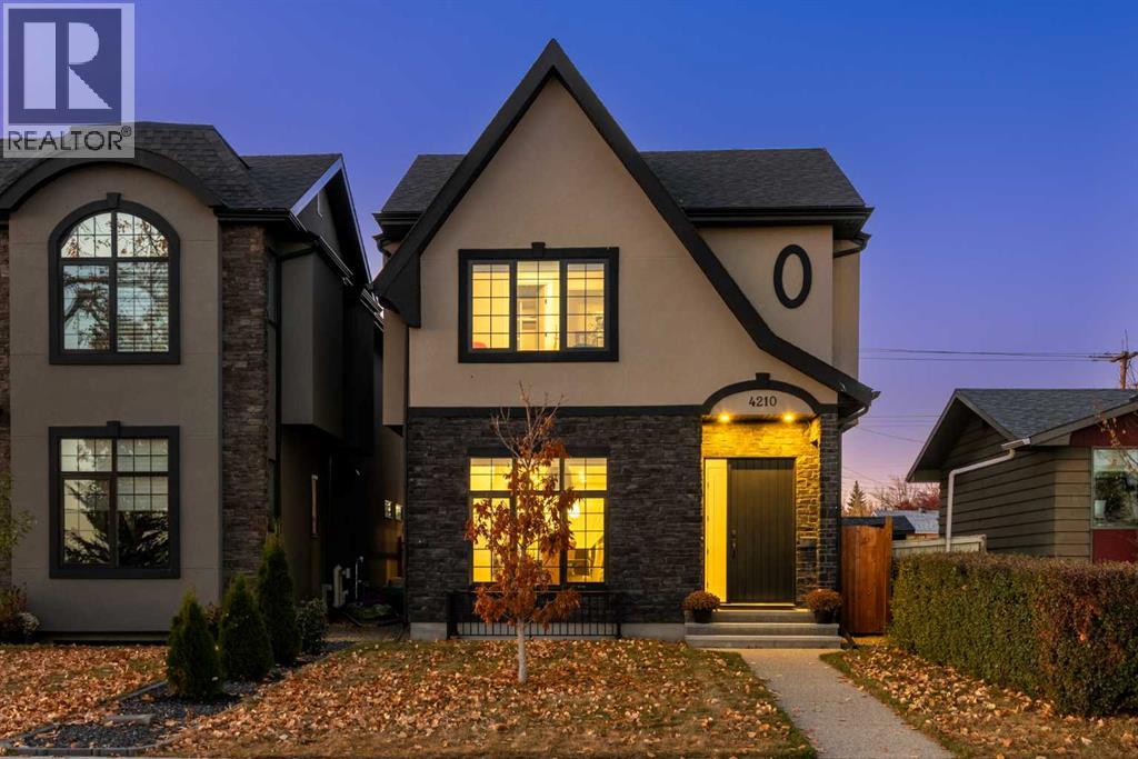 4210 41 Avenue SW, Calgary, Alberta