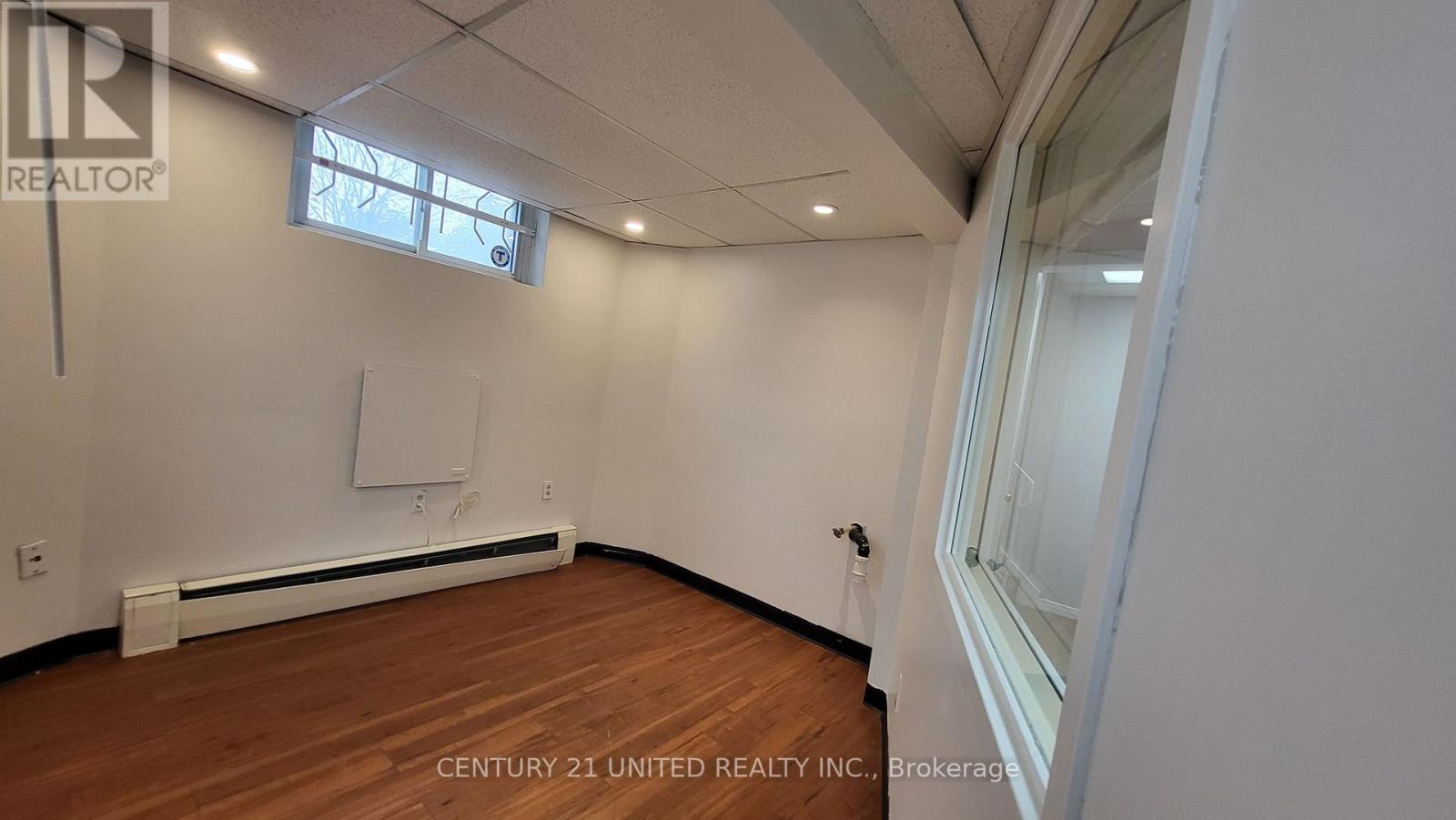 80 Hunter Street E, Peterborough, Ontario K9H 1G5 - Photo 14 - X12486149