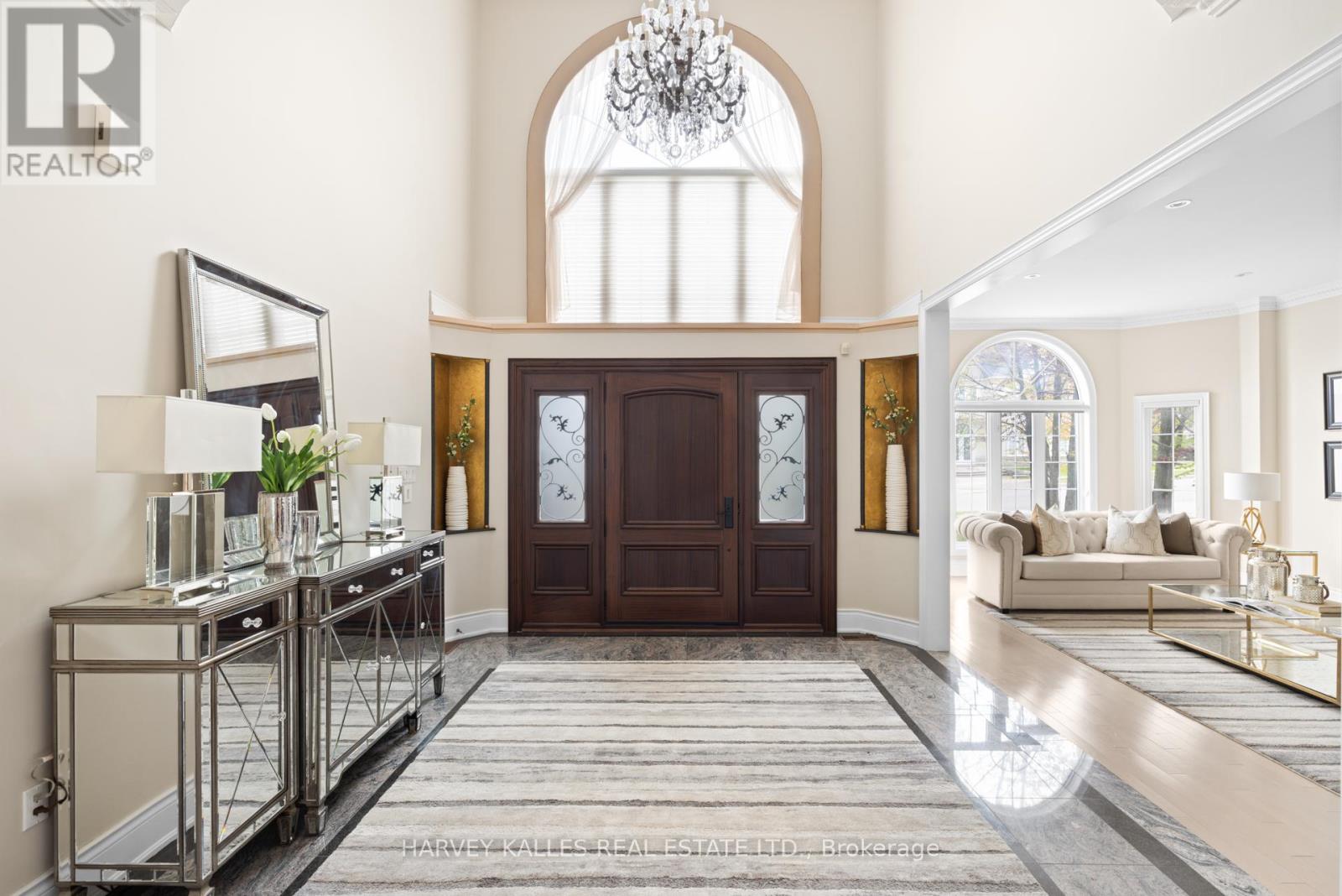 60 BOWAN COURT, Toronto, Ontario