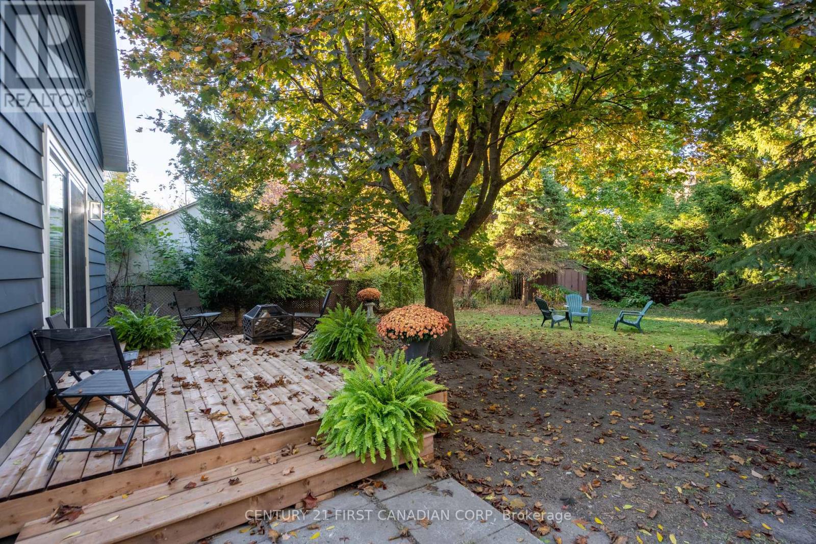 46 Victor Street, London South, Ontario  N6C 1B7 - Photo 18 - X12486134